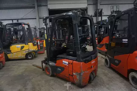 Sähkö - 3 pyör 2020  Linde E 14-02 - 2020er (7)