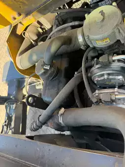 Empilhador Quatro caminhos 2003  Combilift C 4000 LPG (10)