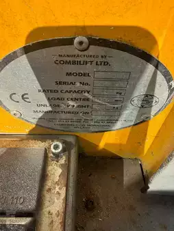 Empilhador Quatro caminhos 2003  Combilift C 4000 LPG (11)
