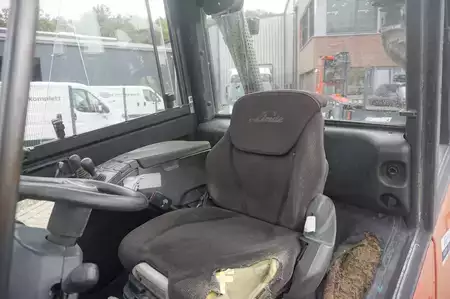 Chariots élévateurs diesel 2015  Linde H 35D-02 - Triplex (7)