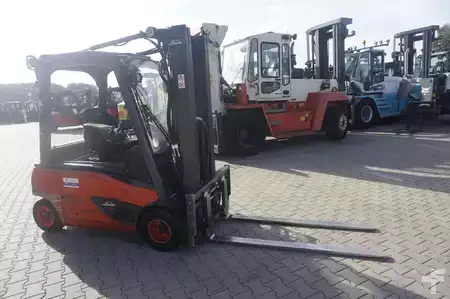 Elektro čtyřkolový VZV 2019  Linde E 20PL-02 - Triplex (8)