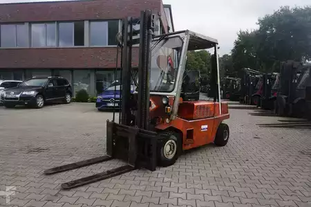 Diesel truck 1993  O-K V 30 - Dieselstapler (1)