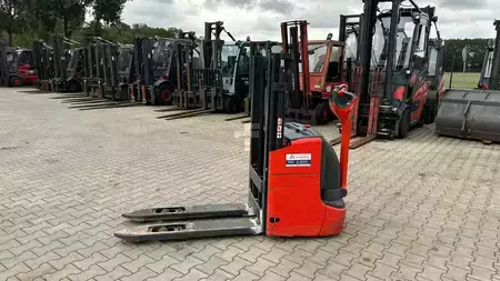 Ruční vysokozdvižný vozík 2019  Linde L 12i (12)
