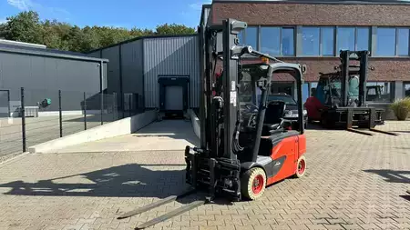 Elektro 4 Rad 2022  Linde E 16 P-02 (1)