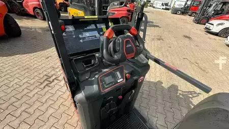 Plocktruckar vertikal 2021  Linde V 08-02 (11)