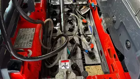 Plocktruckar vertikal 2021  Linde V 08-02 (16)