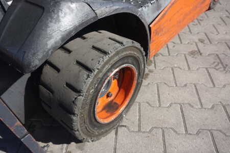 Nestekaasutrukki 2011  Linde H 18T-01 - Triplex (10)