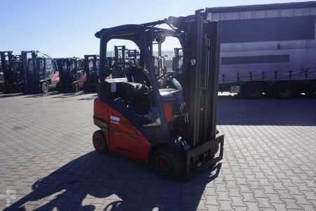 Nestekaasutrukki 2011  Linde H 18T-01 - Triplex (3)