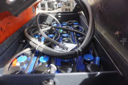 Nízkozdvižný vozík 2012  Linde T 20S - 2022er Batterie (4)