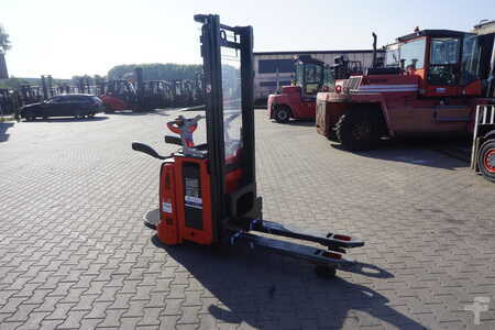 Hochhubwagen 2014  Linde L 12L AP - 1.616 Stunden (12)