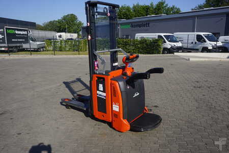 Hochhubwagen 2014  Linde L 12L AP - 1.616 Stunden (9)