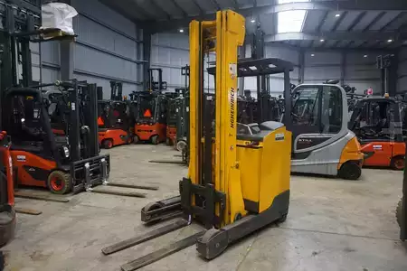 Työntömastotrukki 2014  Jungheinrich ETV 214 (12)