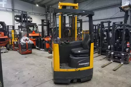 Työntömastotrukki 2014  Jungheinrich ETV 214 (22)