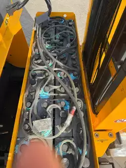 Työntömastotrukki 2014  Jungheinrich ETV 214 (9)