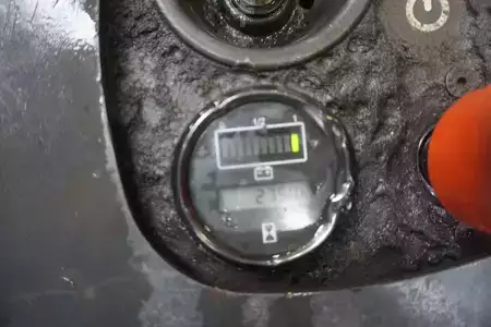 Lavtløftende truck 2001  Linde T 30 - Nur 275 Stunden (5)