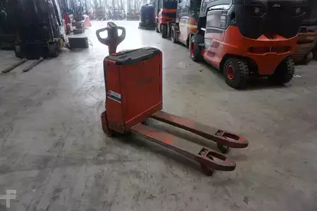 El-pallevogn 2014  Linde T 16 - 2.648 Stunden (2)