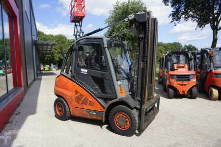 Diesel Forklifts 2017  Linde H 40D-02 - 2017er (2)
