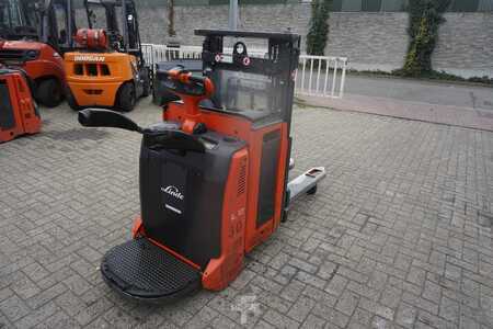 Stackers Stand-on 2015  Linde L 12L AP - 3034BH (5)