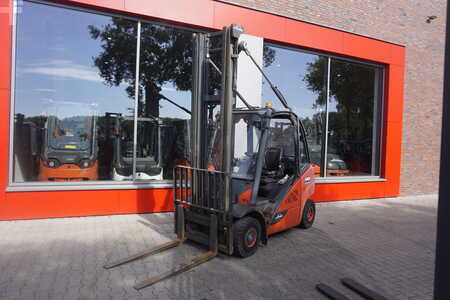 Chariots élévateurs diesel 2016  Linde H 25D-02 - 7.309 Stunden (1)