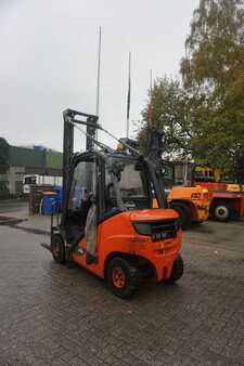 Chariots élévateurs diesel 2016  Linde H 25D-02 - 7.309 Stunden (18)