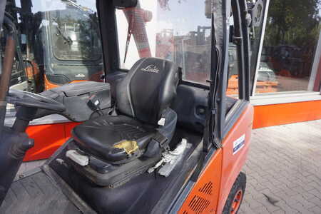 Chariots élévateurs diesel 2016  Linde H 25D-02 - 7.309 Stunden (5)