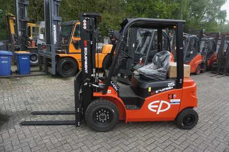 El truck - 4 hjulet 2023  EP Equipment EFL253-B - NEU -  (1)