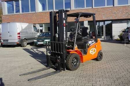 Electric - 4 wheels 2023  EP Equipment EFL 253 - Vorführer (1)