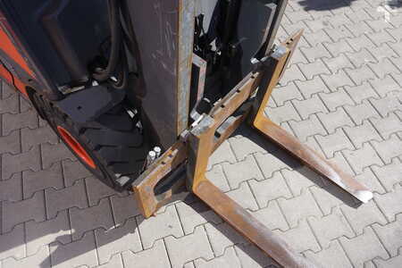 Chariots électriques à 4 roues 2017  Linde E 25HL-01/600 - 5.915 Stunden (13)