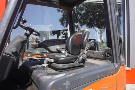 Chariots électriques à 4 roues 2017  Linde E 25HL-01/600 - 5.915 Stunden (5)