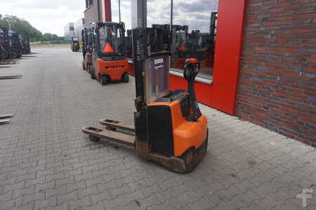 Apilador eléctrico 2019  BT SWE 200D - 2019er (8)