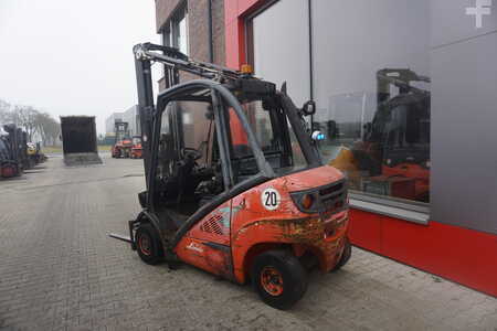 Chariots élévateurs diesel 2009  Linde H 25D - 6.400mm Triplex (2)