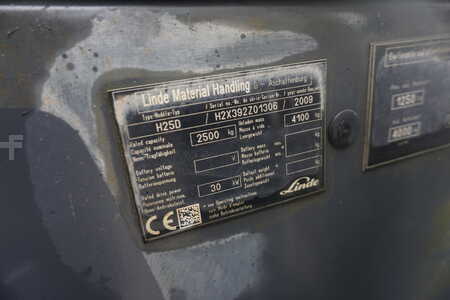 Chariots élévateurs diesel 2009  Linde H 25D - 6.400mm Triplex (4)