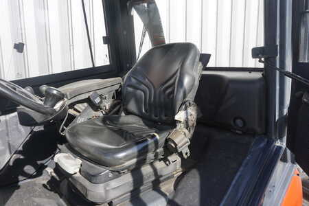 Wózki widłowe diesel 2006  Linde H 40D - 5900mm HH (8)