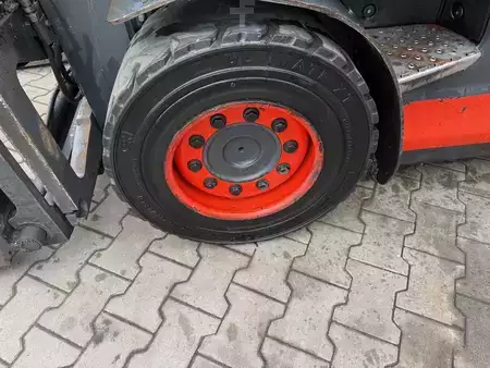 Elektro čtyřkolový VZV  Linde E 50 HL (6)