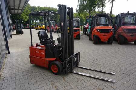 Electric - 3 wheels 2001  Linde E 12Z-02 - Triplex (3)