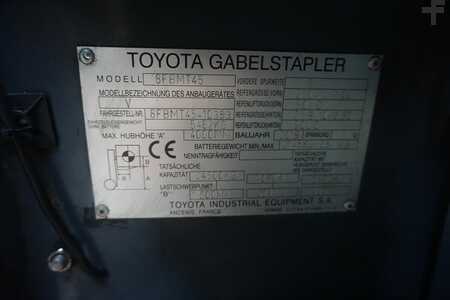 Elektro 4 Rad 2019  Toyota 8FBMT 45 - 4858 Stunden (14)