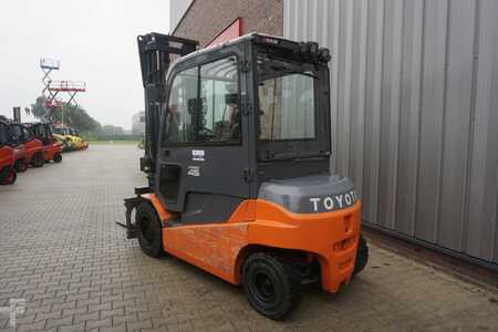 Elektro 4 Rad 2019  Toyota 8FBMT 45 - 4858 Stunden (3)