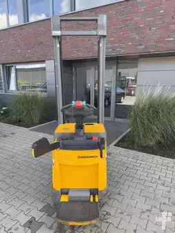 Stapelaars met staplatform  Jungheinrich ERC 216 z (2)