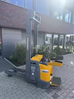 Stapelaars met staplatform  Jungheinrich ERC 216 z (3)