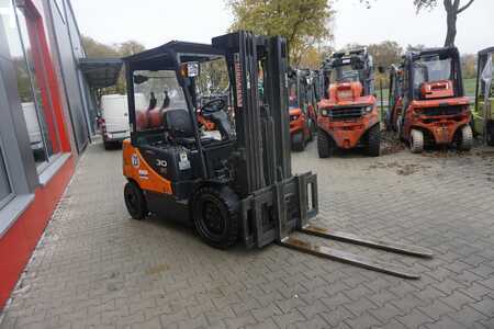 LPG Forklifts 2012  Doosan G 30E-5-Triplex (3)