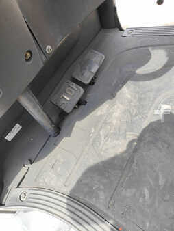 Chariots élévateurs GPL 2015 Linde H16T-01 (4)