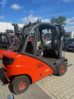 Chariots élévateurs GPL 2009  Linde H25T (5)