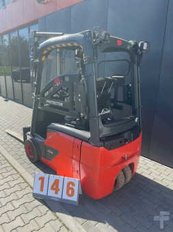 Chariots électriques à 3 roues 2014 Linde E16 EVO (3)