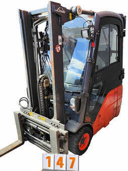 Chariots électriques à 3 roues 2012 Linde E16C (1)