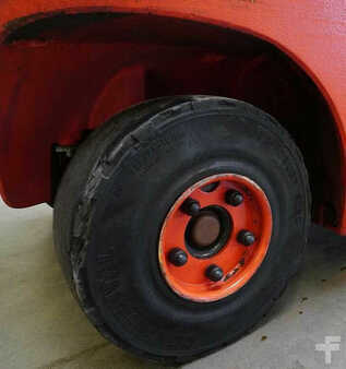 Wózki gazowe  Linde H30T EVO (7)