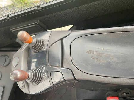 Wózki gazowe  Linde H35T EVO (8)