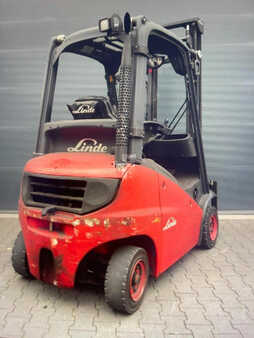 Chariots élévateurs GPL 2013 Linde H16D (2)