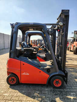 Chariots élévateurs GPL 2013 Linde H16D (3)