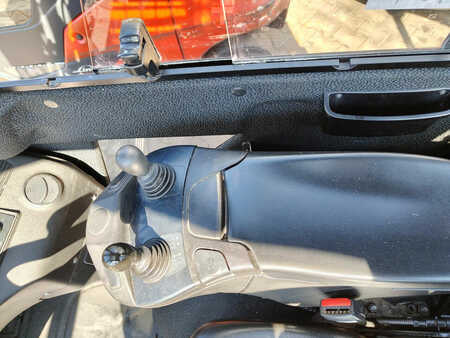 Chariots élévateurs GPL 2019  Linde H16T EVO (7)