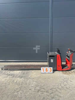 Horizontális komissiózó 2016  Linde N24-132-00 (2)